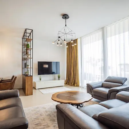 Enjoy Comfy Palasë